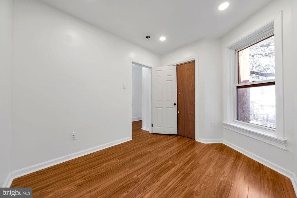 5741 Arch Street photo 21