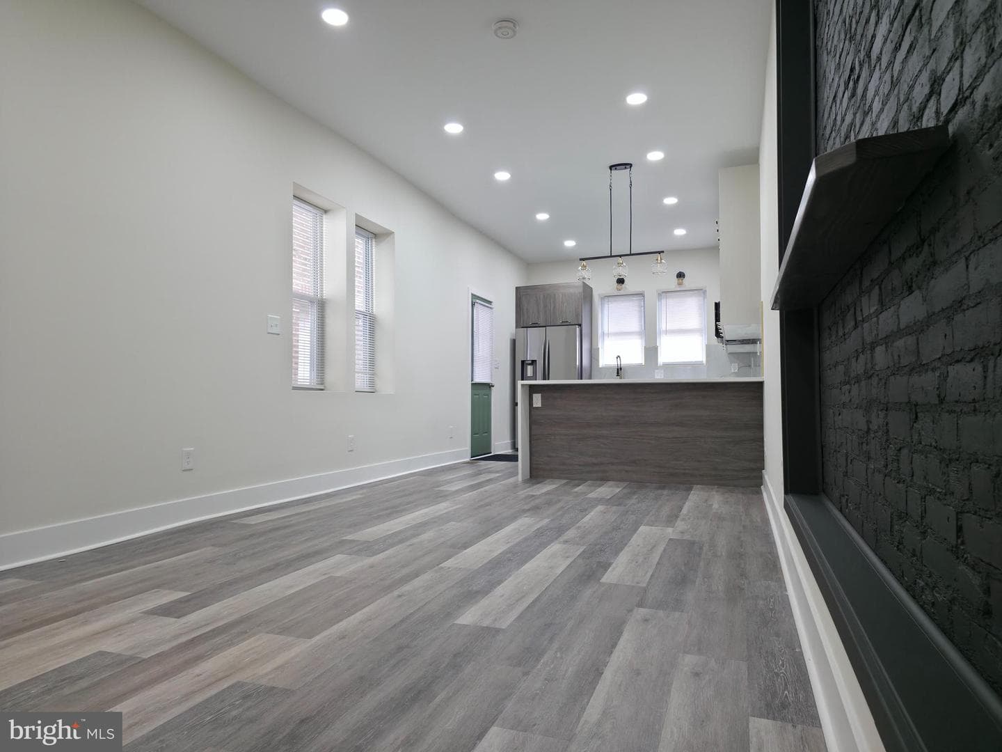4066 Parkside Avenue photo 9