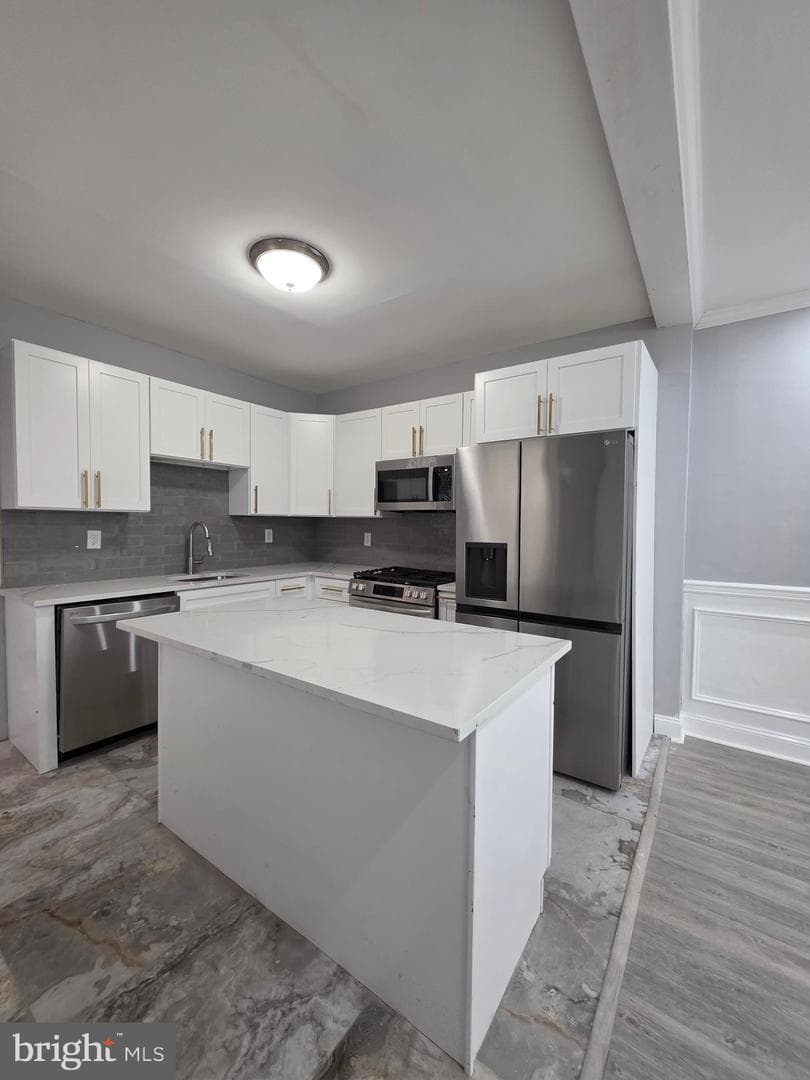 6026 Irving Street photo 9