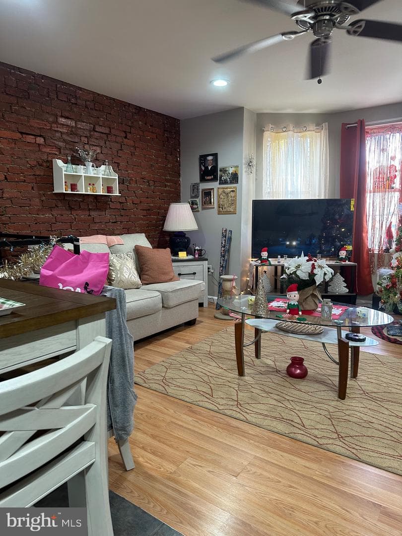 3557 Jasper Street photo 11