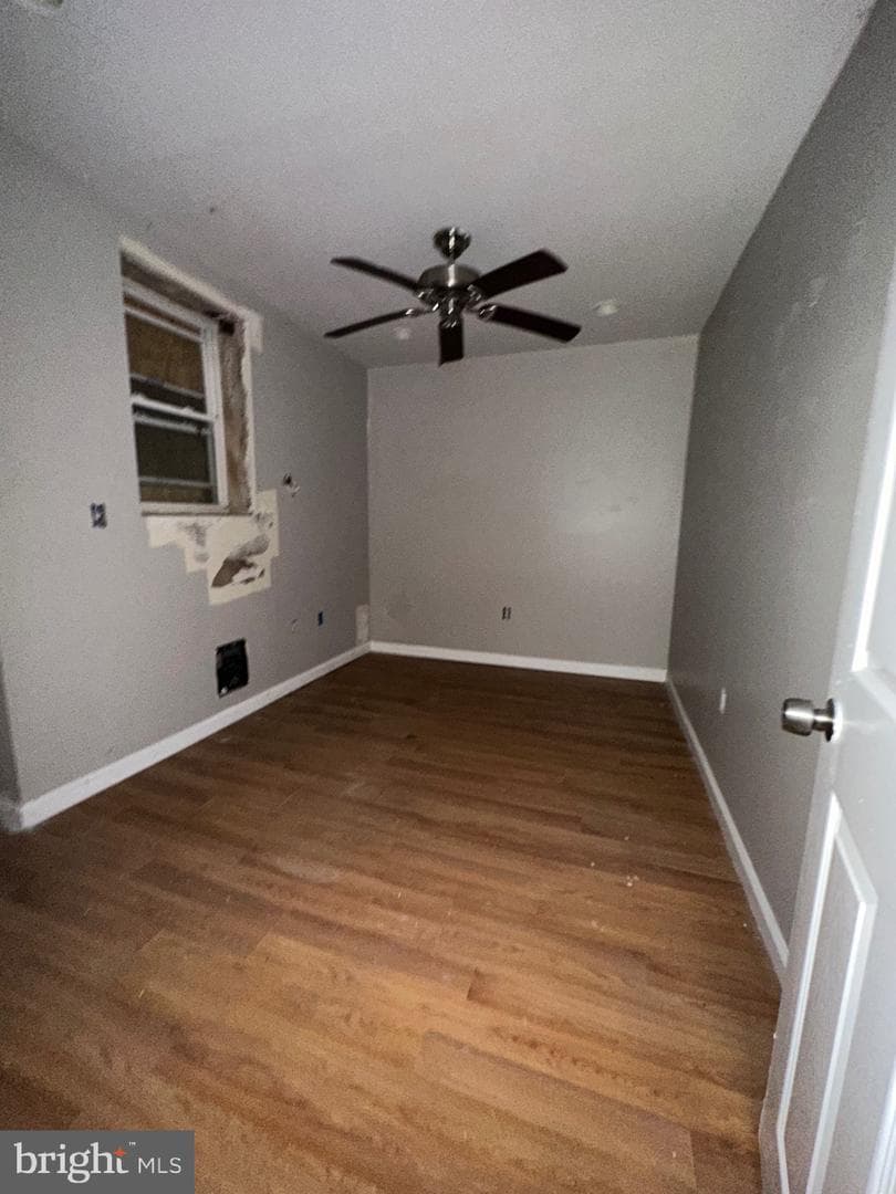 3557 Jasper Street photo 6
