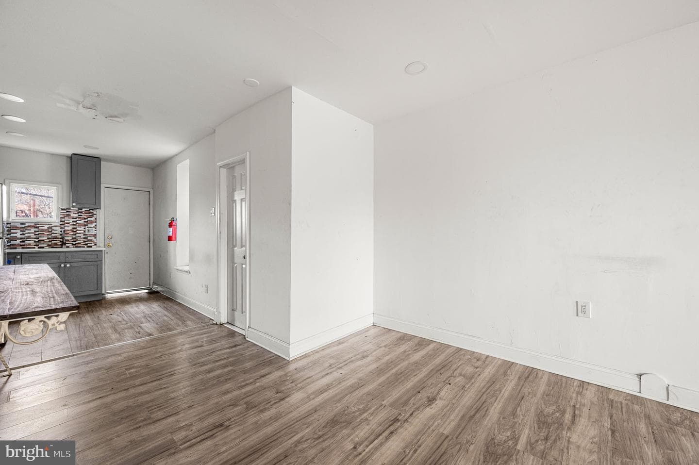 1437 S 47th Street photo 10