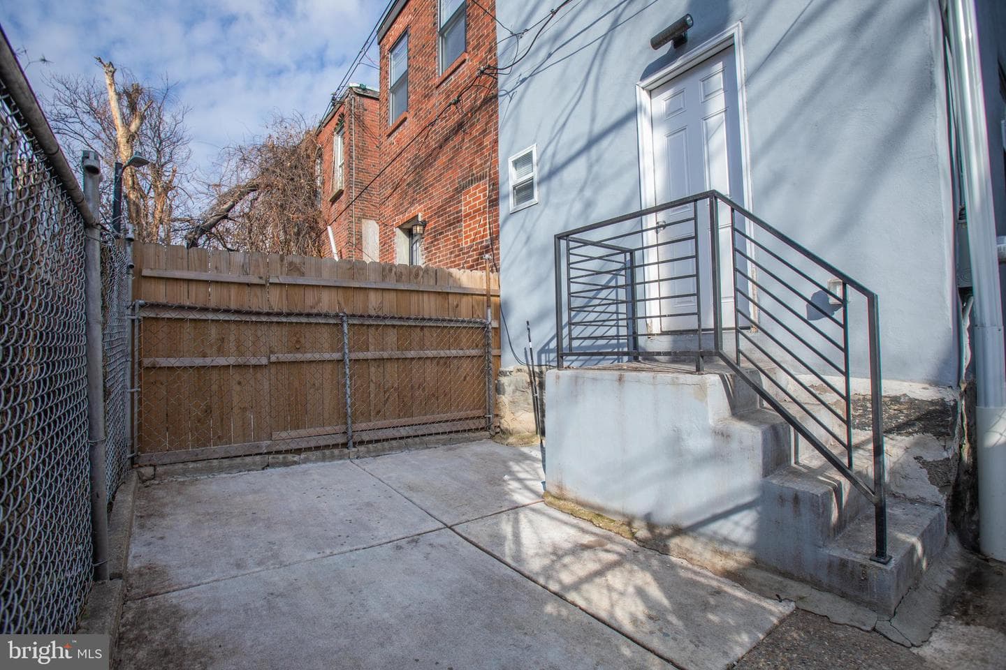 1424 S Vogdes Street photo 35