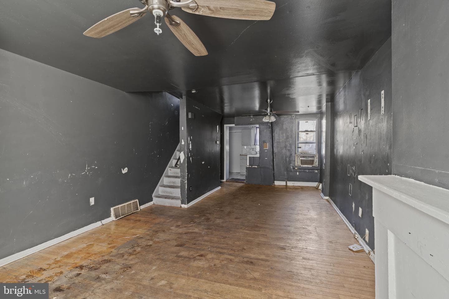 1316 S Capitol Street photo 12