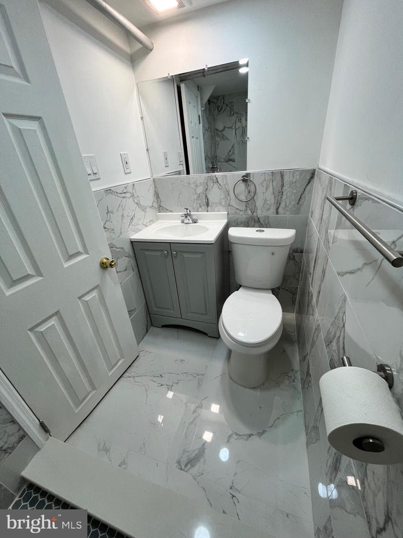 236 Kenilworth Avenue photo 25