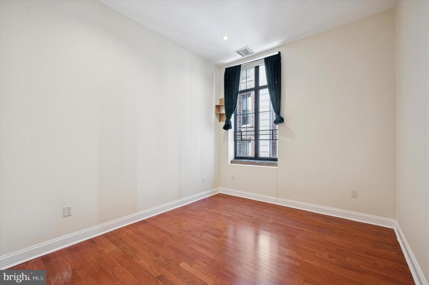 1601 Spring Garden St # 205 photo 11