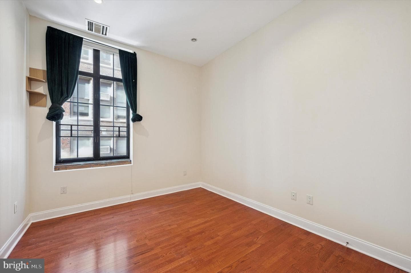 1601 Spring Garden St # 205 photo 12