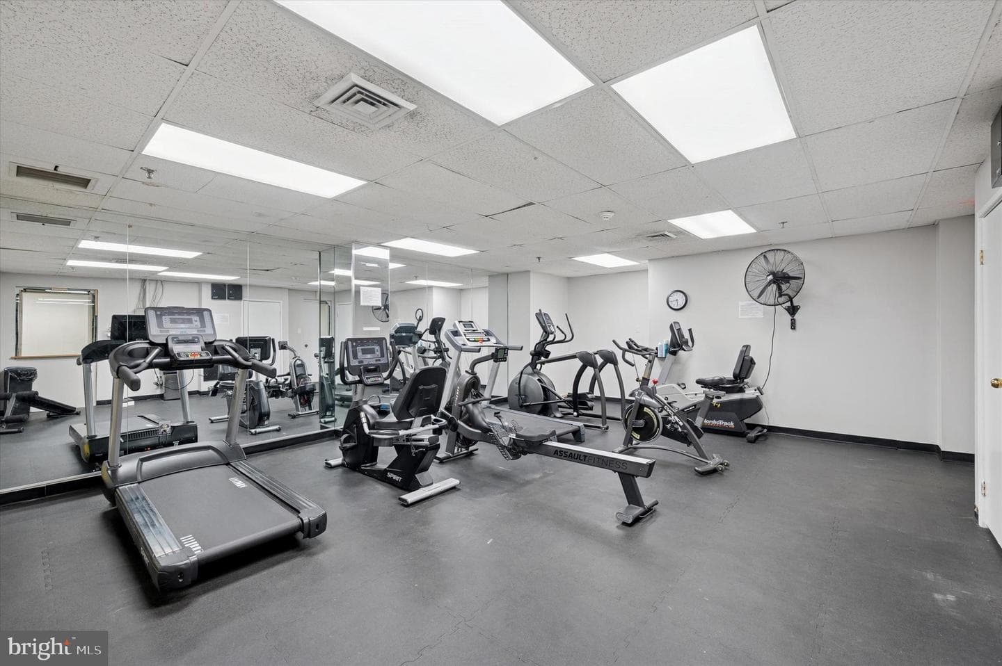 1601 Spring Garden St # 205 photo 17