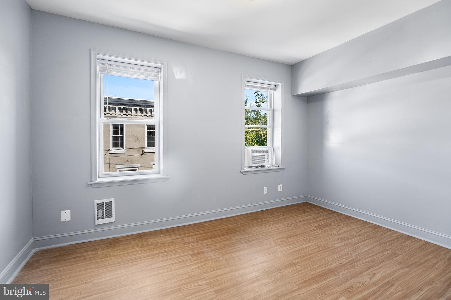 1624 Edgley St photo 13