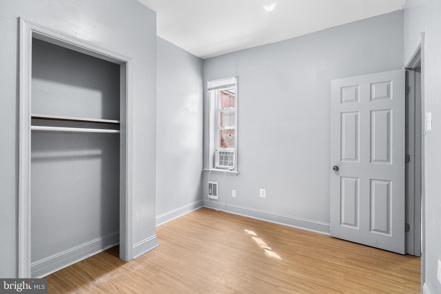 1624 Edgley St photo 17