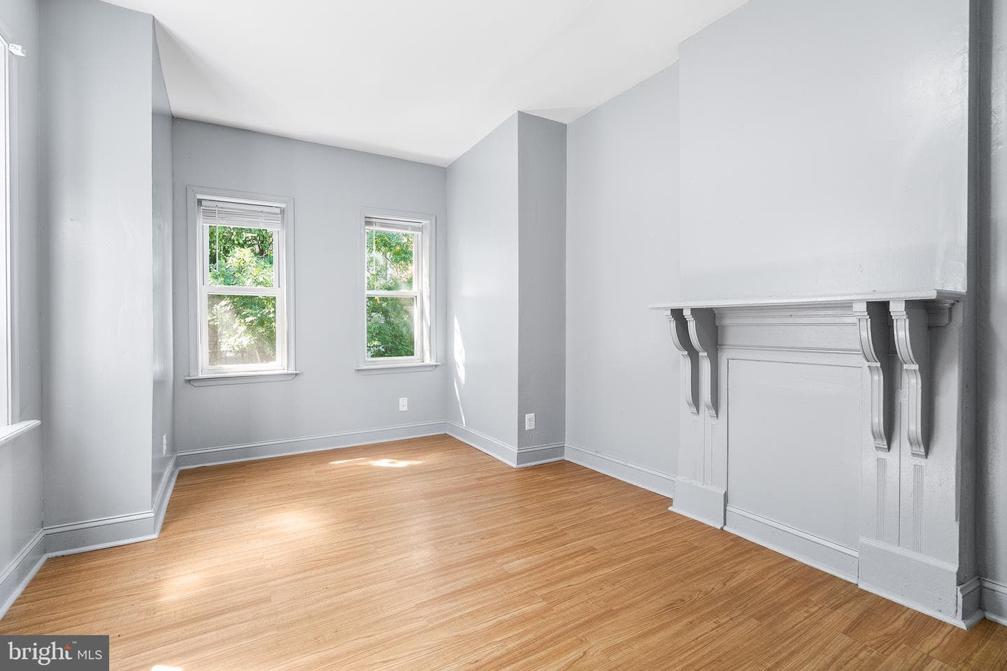 1624 Edgley St photo 22