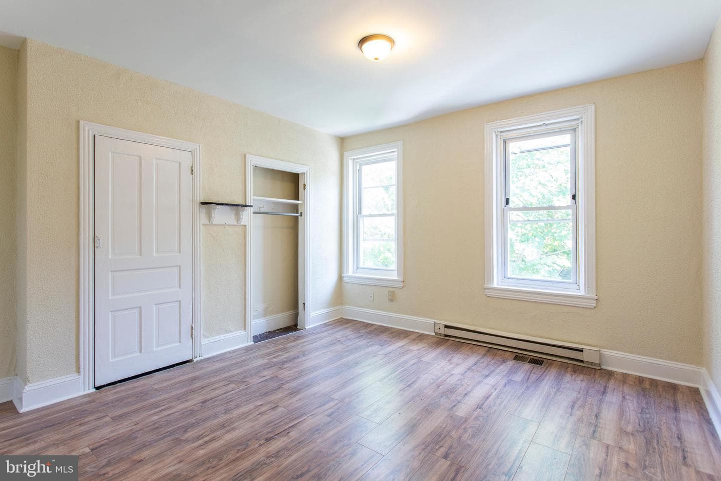 3911 Warren Street photo 26