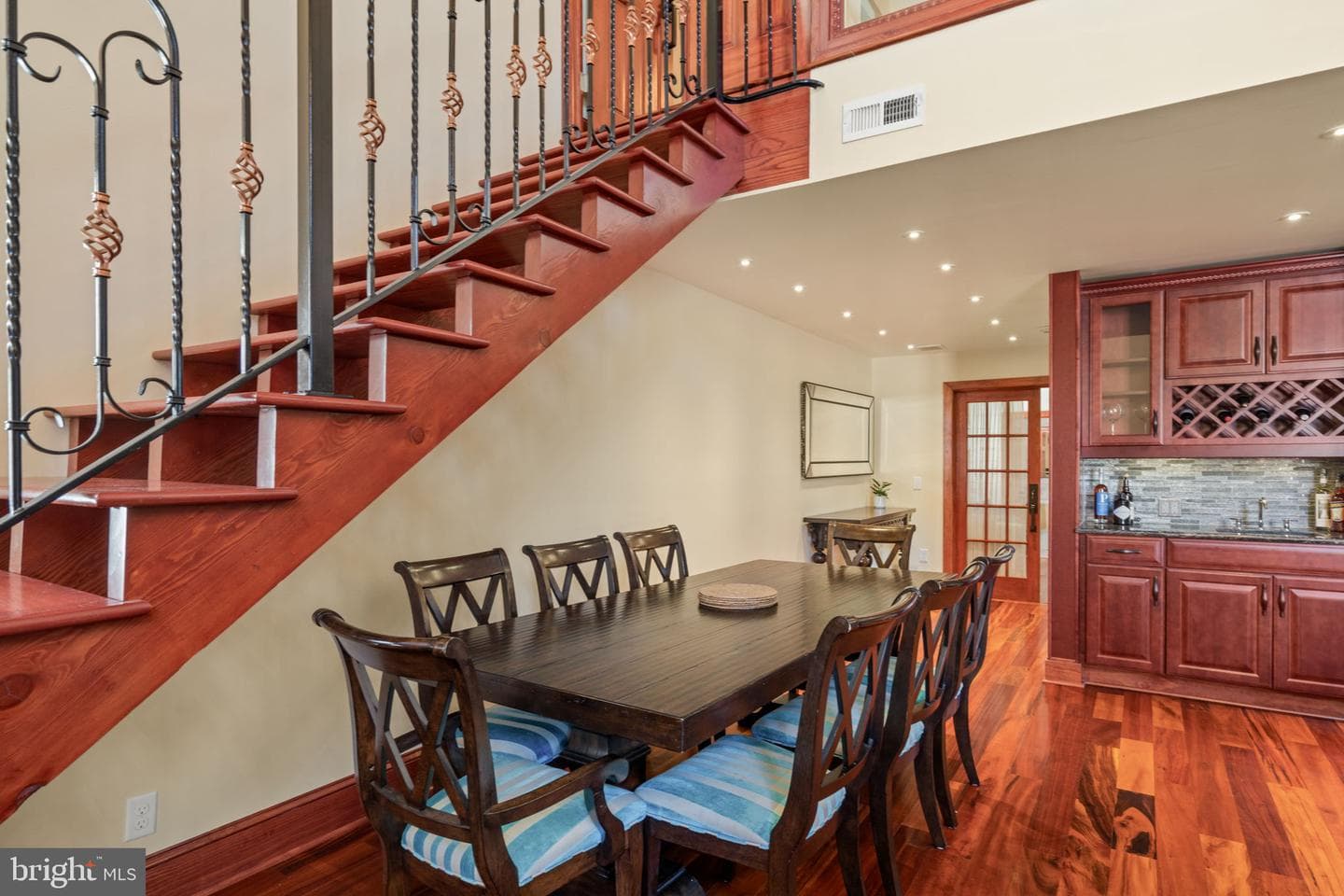 802 Locust Street #201 photo 19