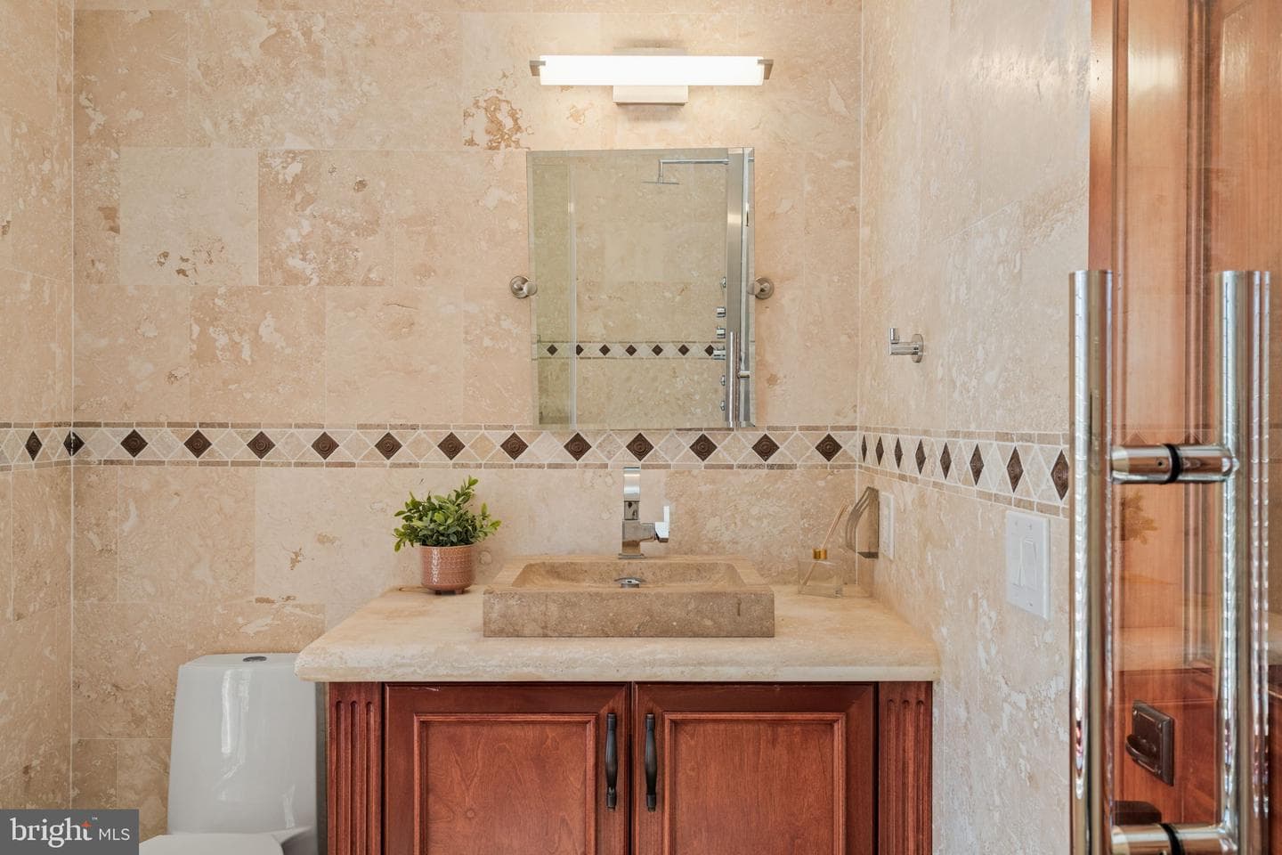 802 Locust Street #201 photo 27