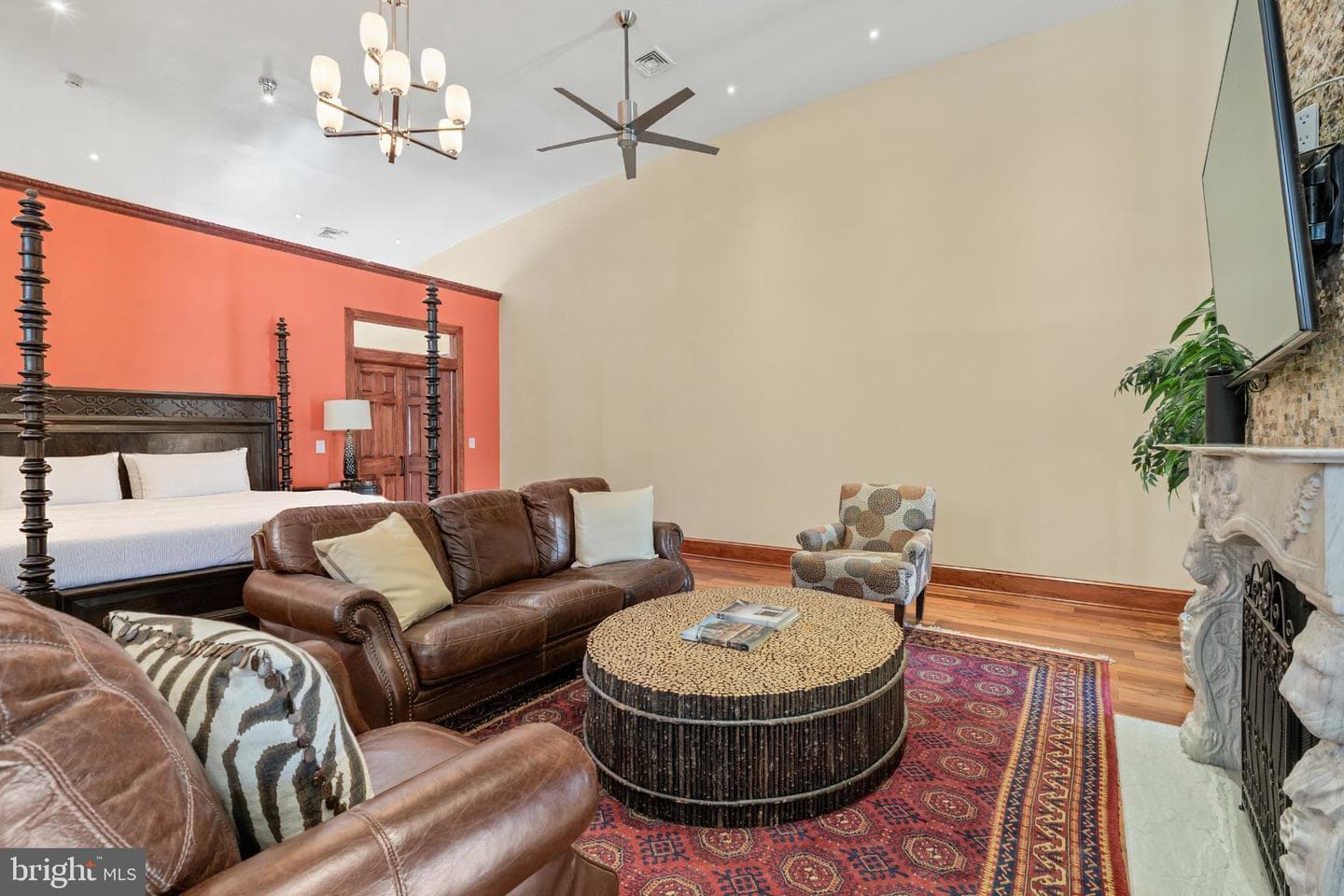 802 Locust Street #201 photo 30