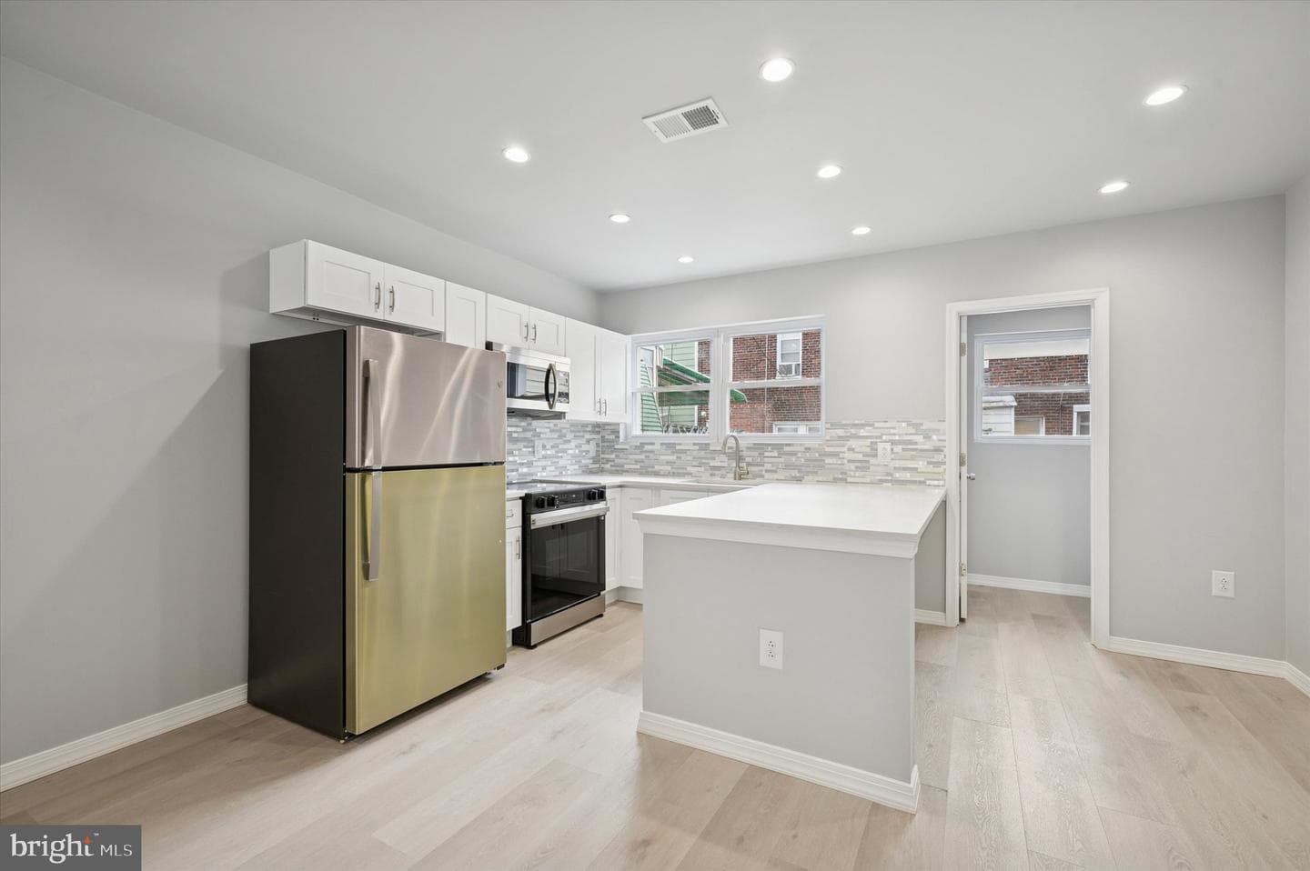 2530 S 74th Street photo 8