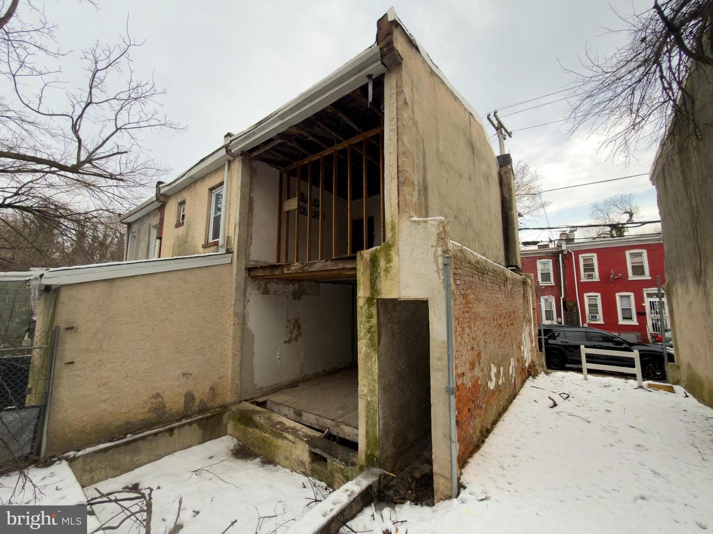99 E Seymour Street photo 5