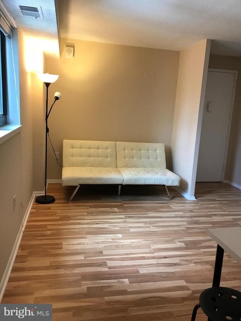 1420 Locust Street #23h photo 4