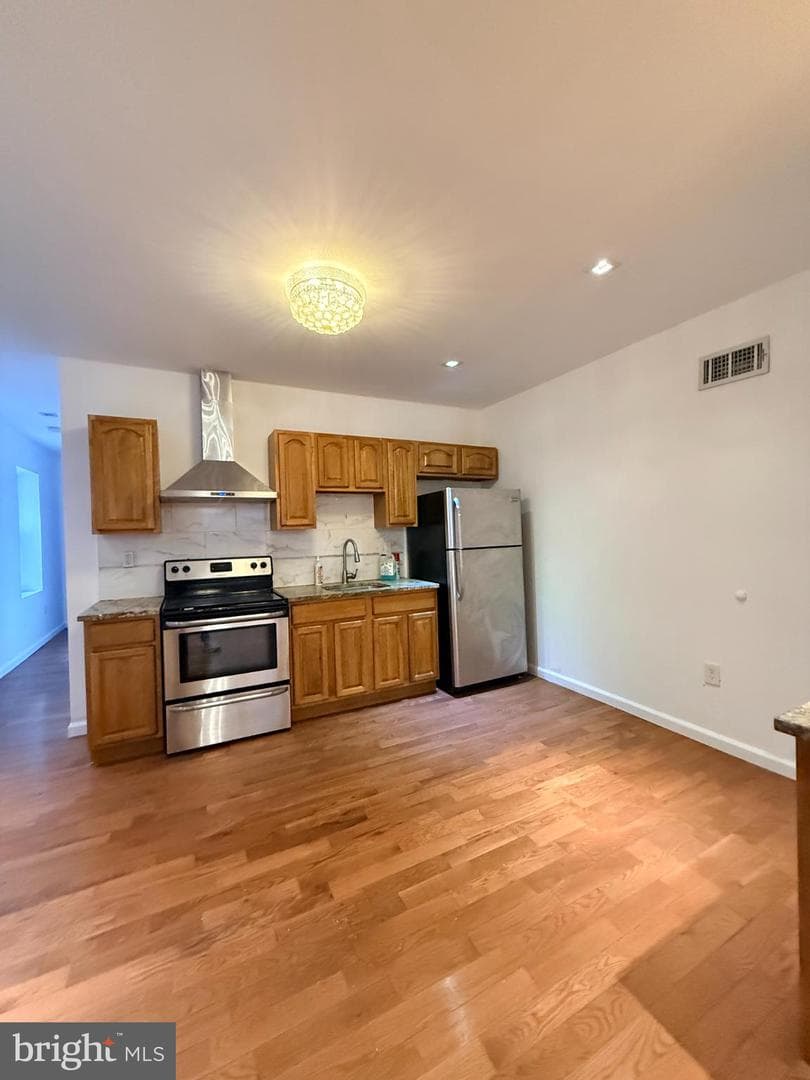5021 Hazel Avenue photo 6
