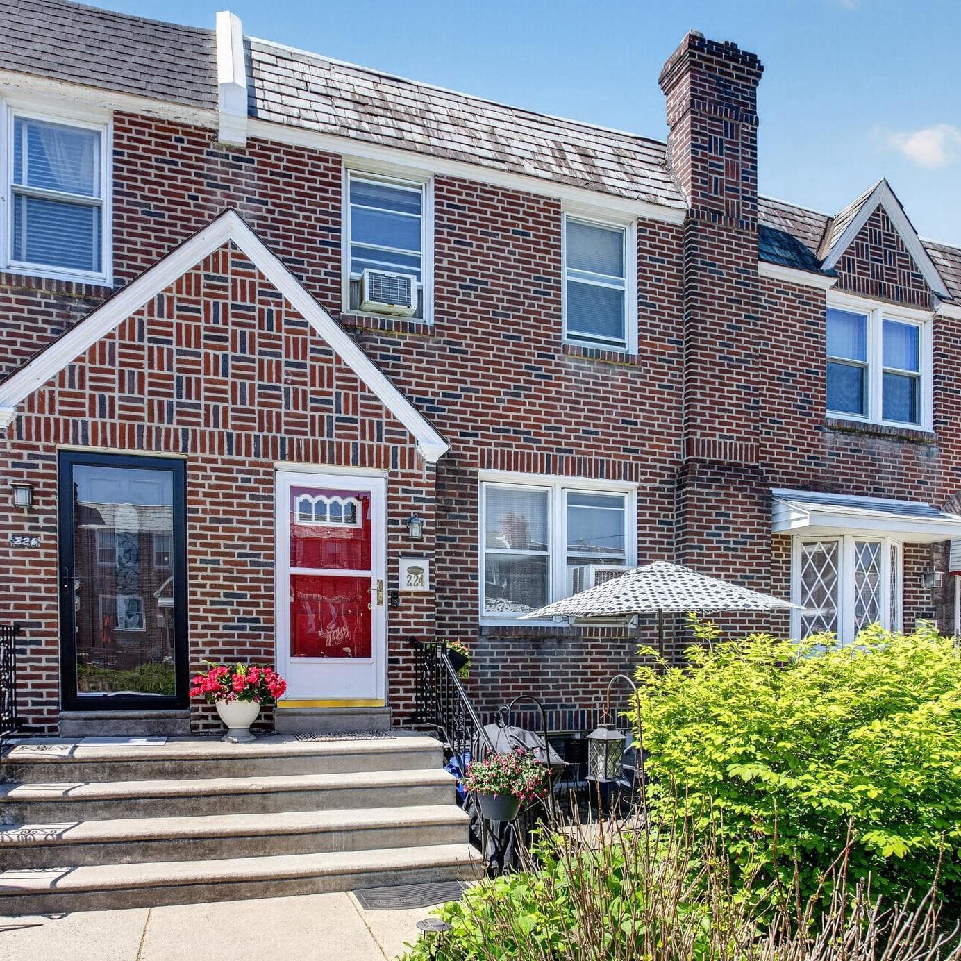 224 Higbee Street