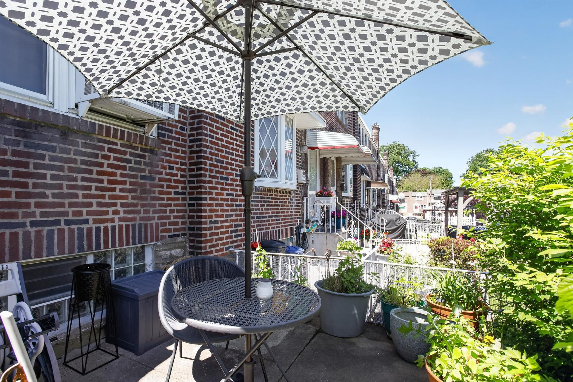 224 Higbee Street photo 3