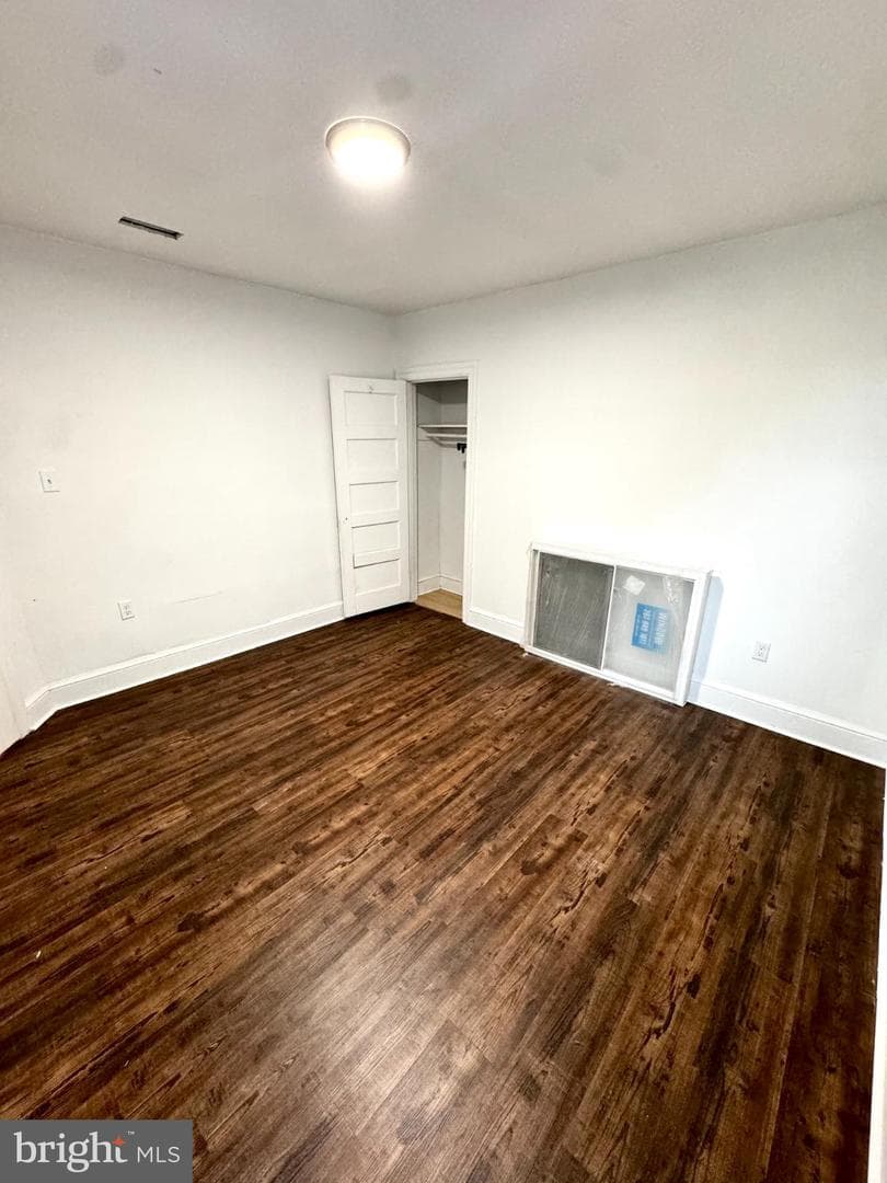 4723 Frankford Avenue photo 9