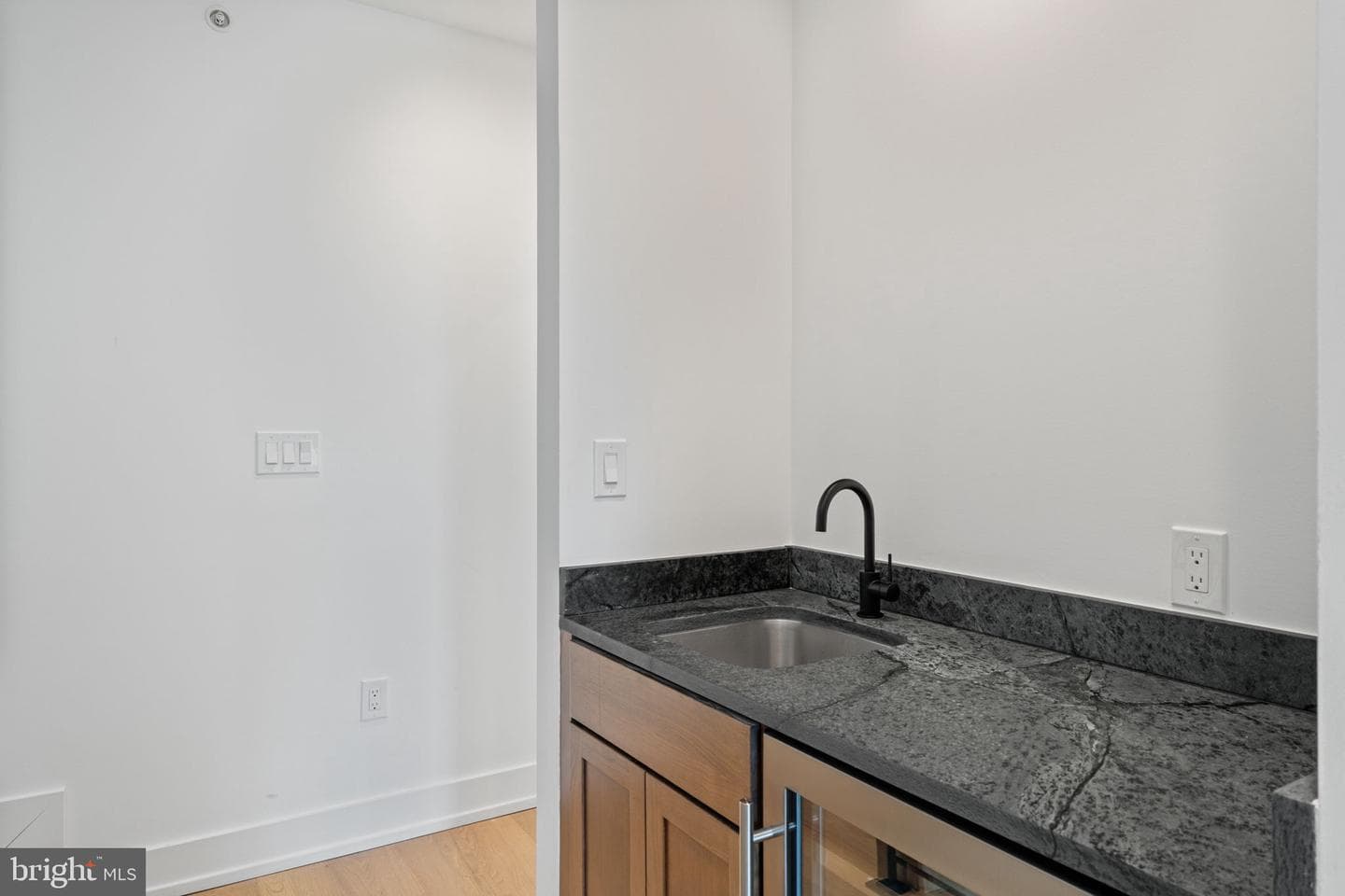 706 Latona Street #i photo 21