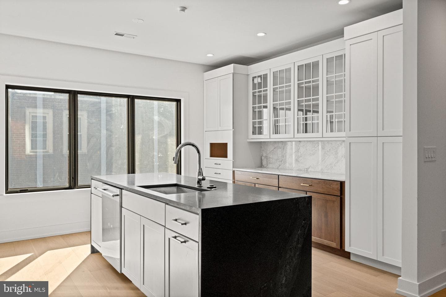 706 Latona Street #i photo 4