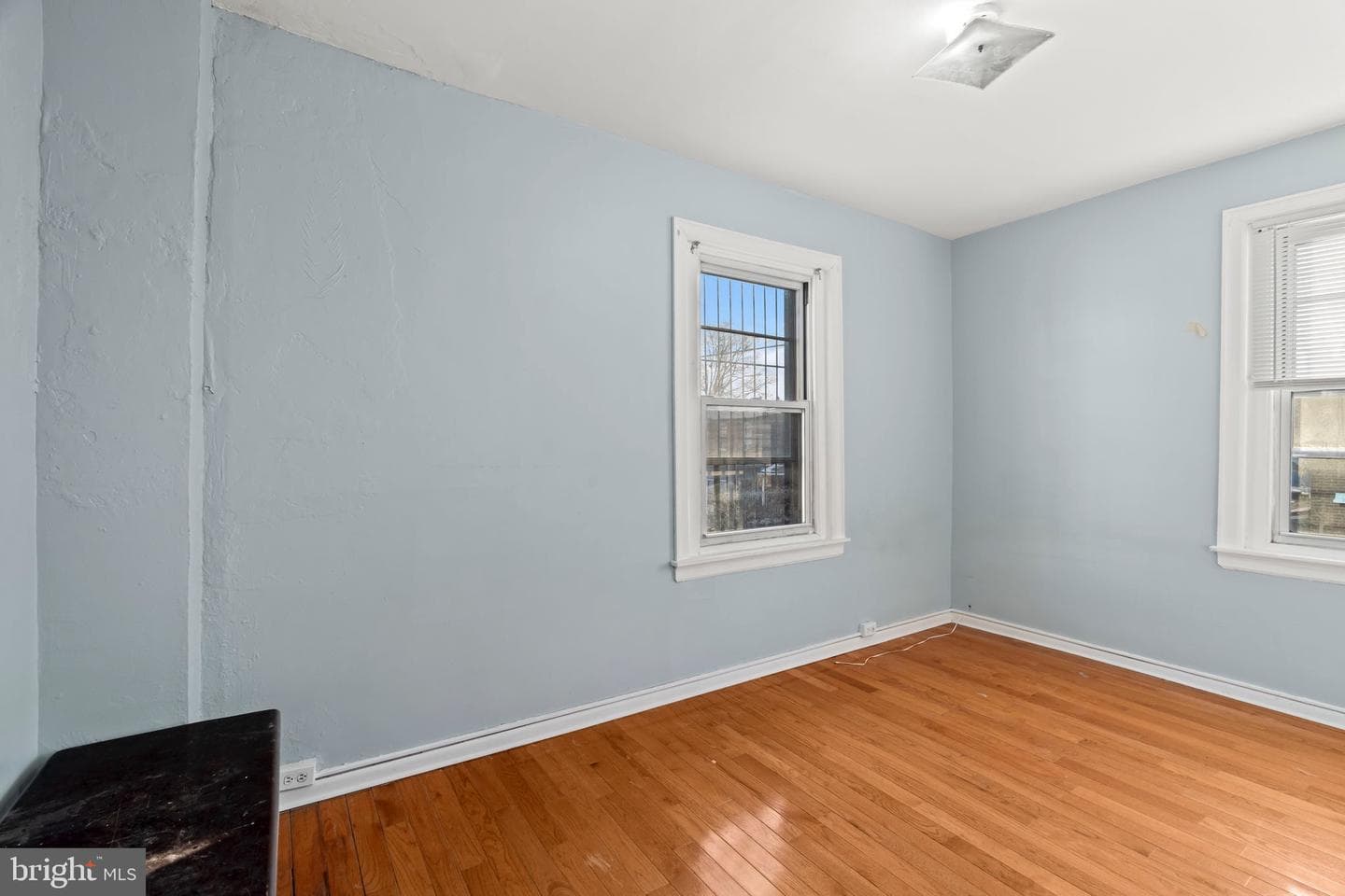 5101 Ditman St photo 14