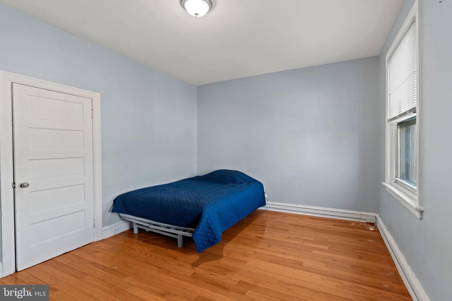 5101 Ditman St photo 24