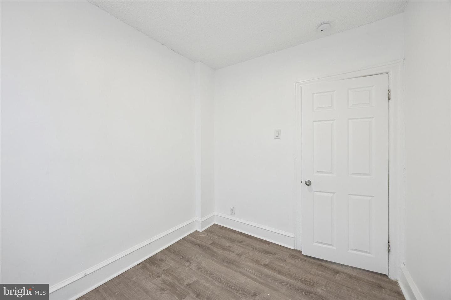 6127 Mcmahon Street photo 21