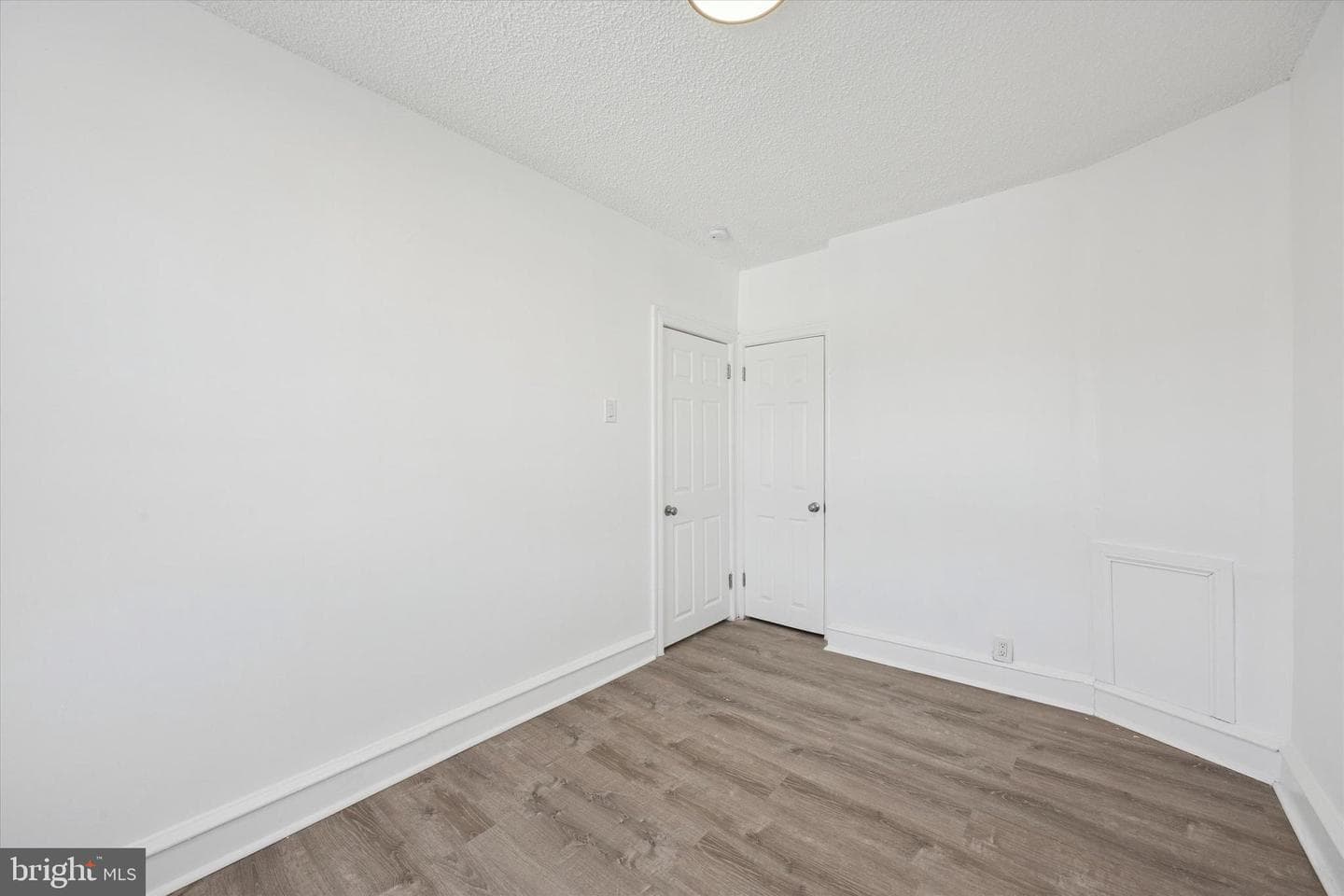 6127 Mcmahon Street photo 24