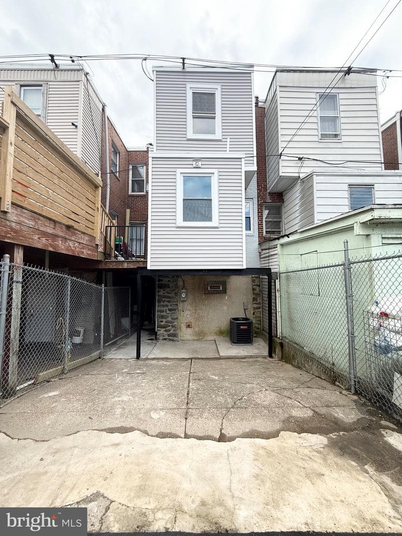 355 E Loudon Street photo 15