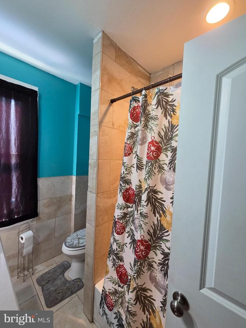 2069 Margaret Street photo 5