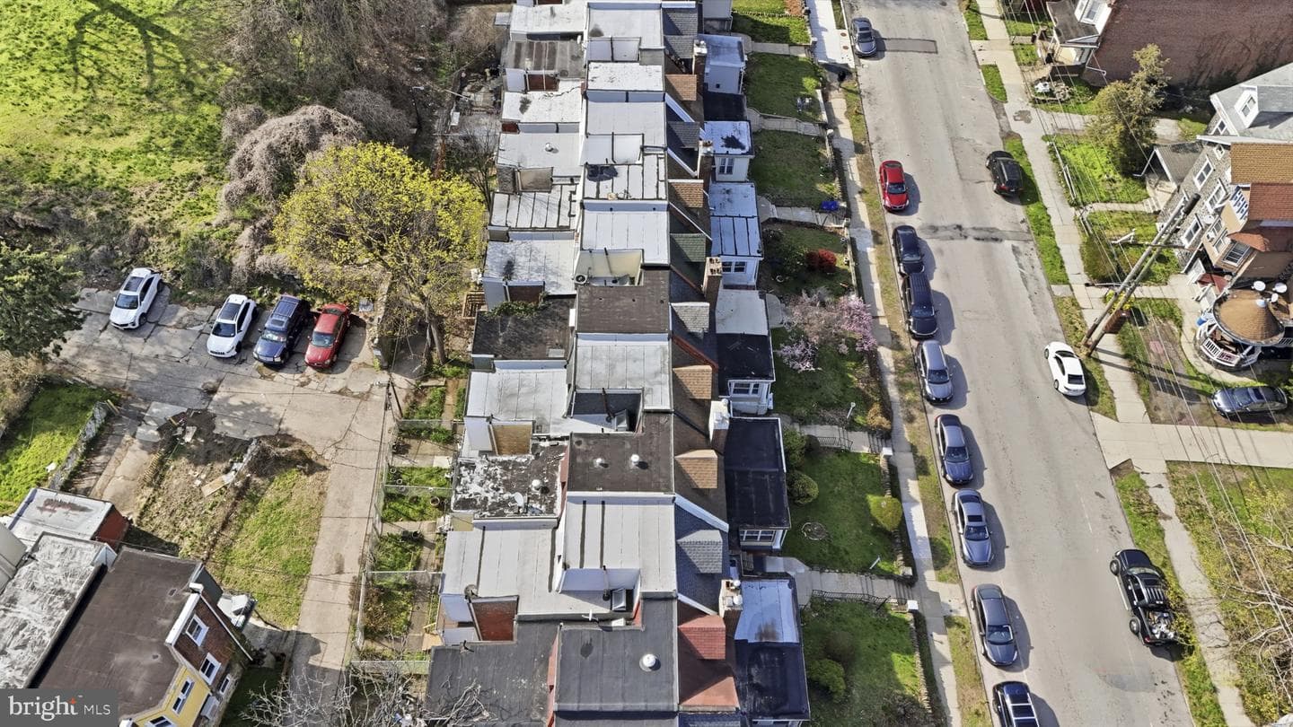 4612 Pulaski Avenue photo 30