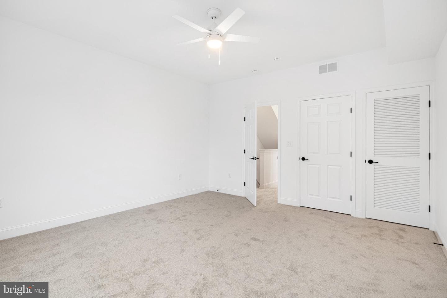 2751 N 46th Street photo 11