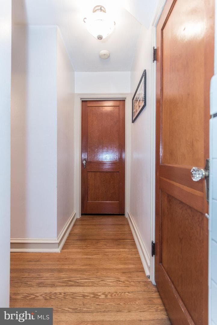 4607 Aubrey Avenue photo 20