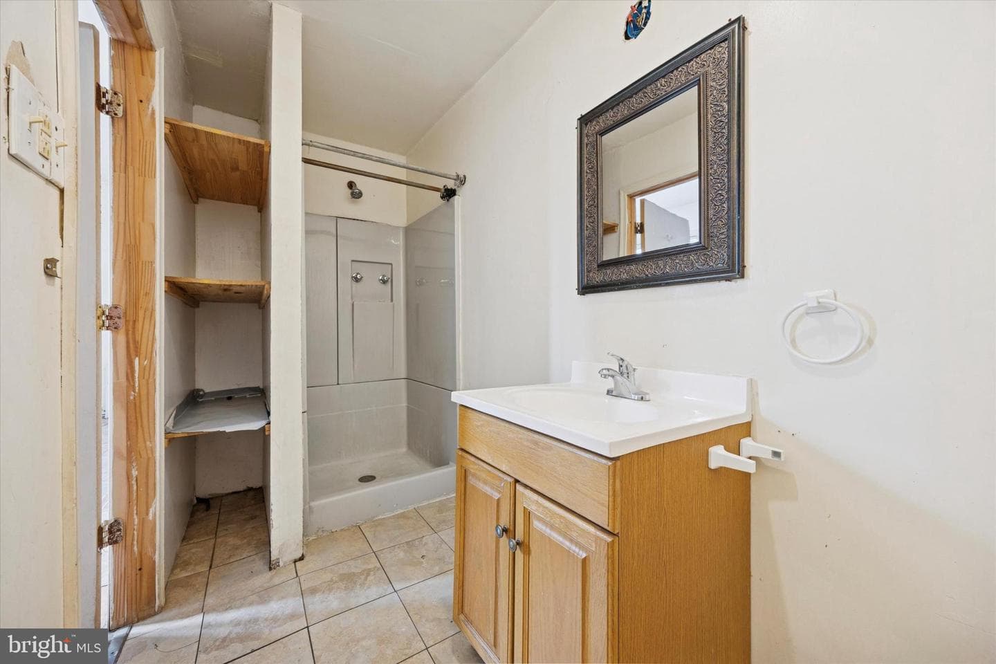 5124 Newhall Street photo 17