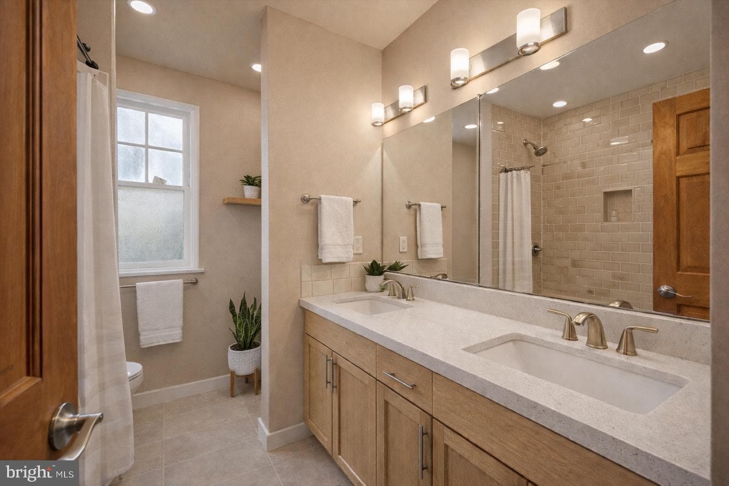 5124 Newhall Street photo 25