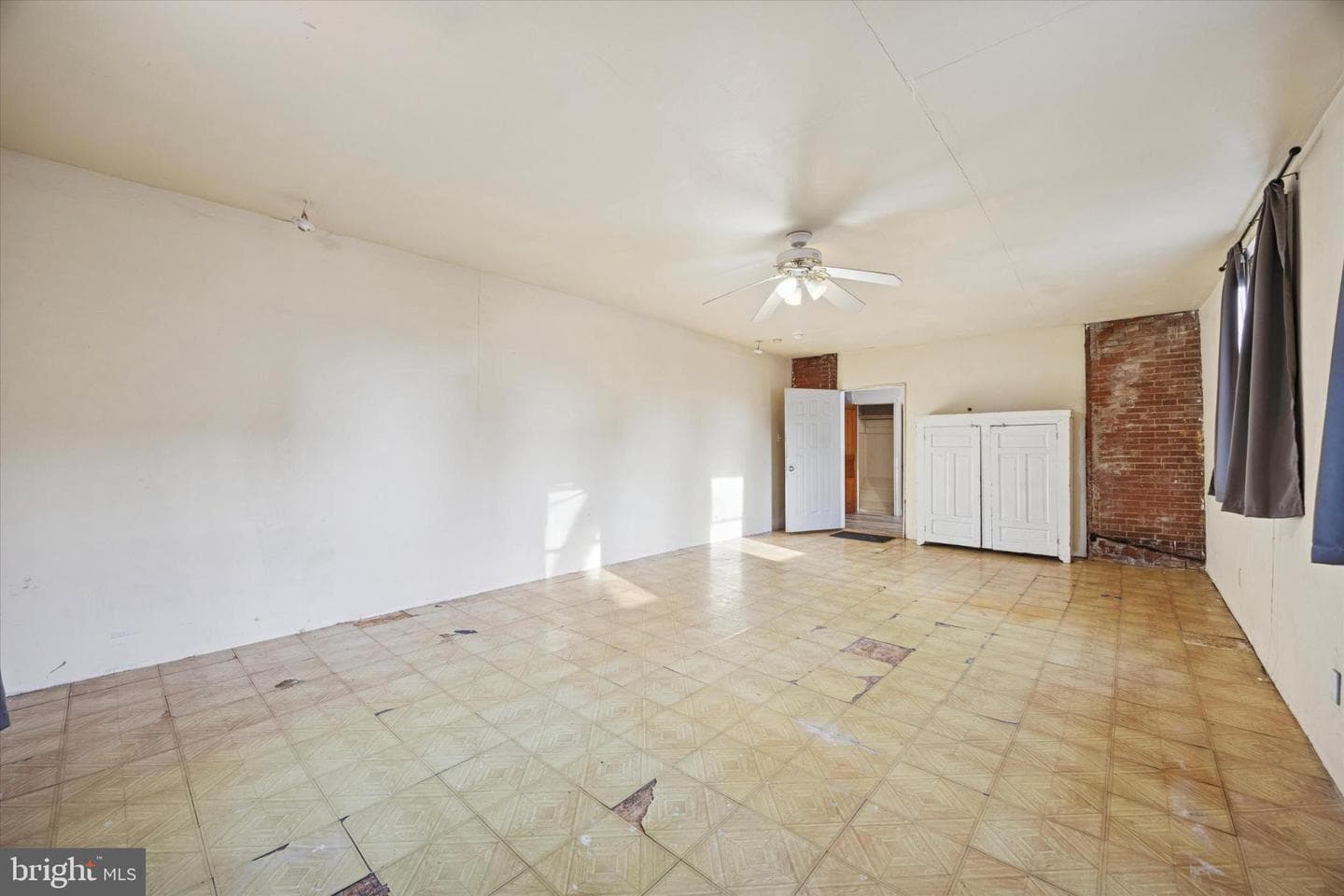 5124 Newhall Street photo 30