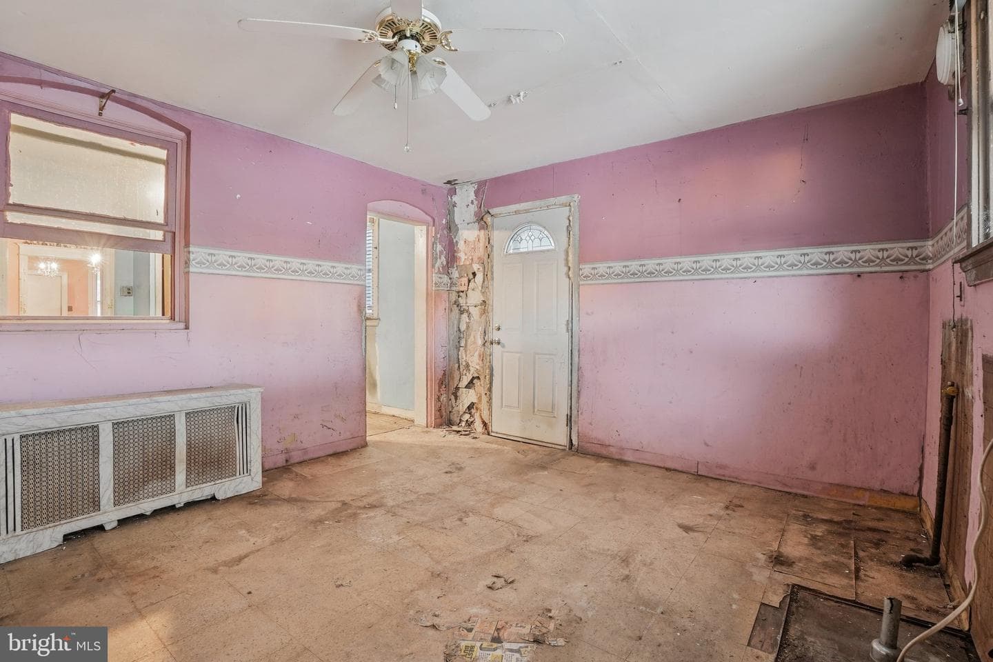 5322 James Street photo 16