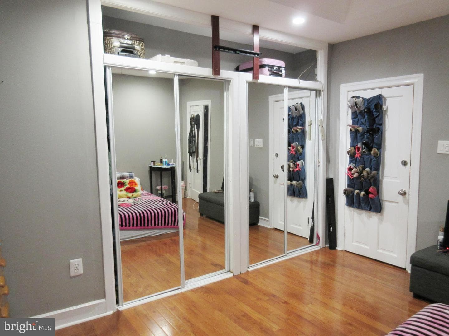 4050 Neilson Street photo 21