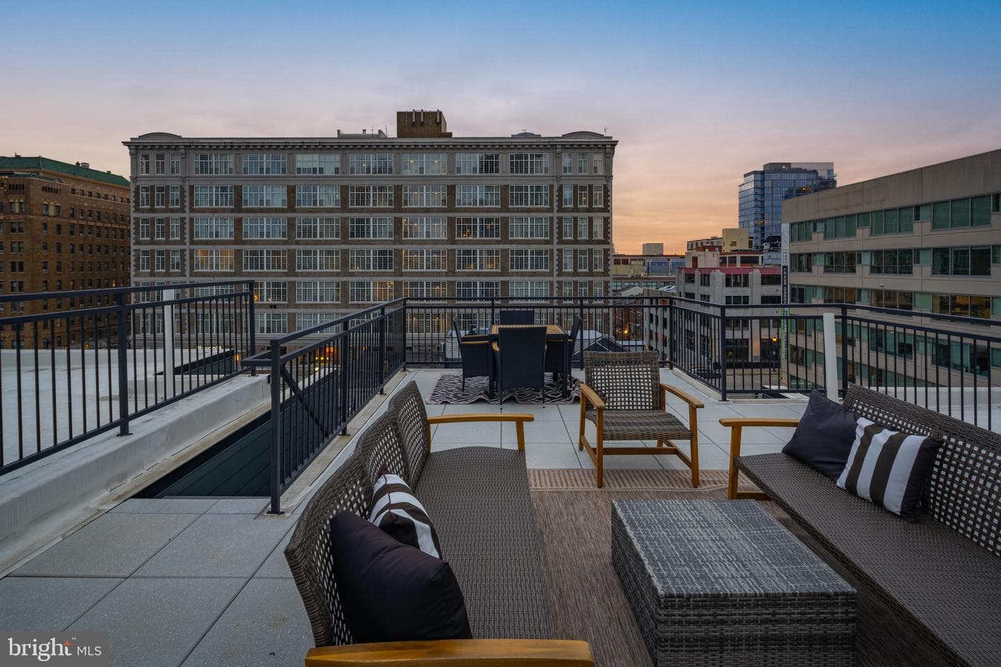 2324 Sansom Street photo 65