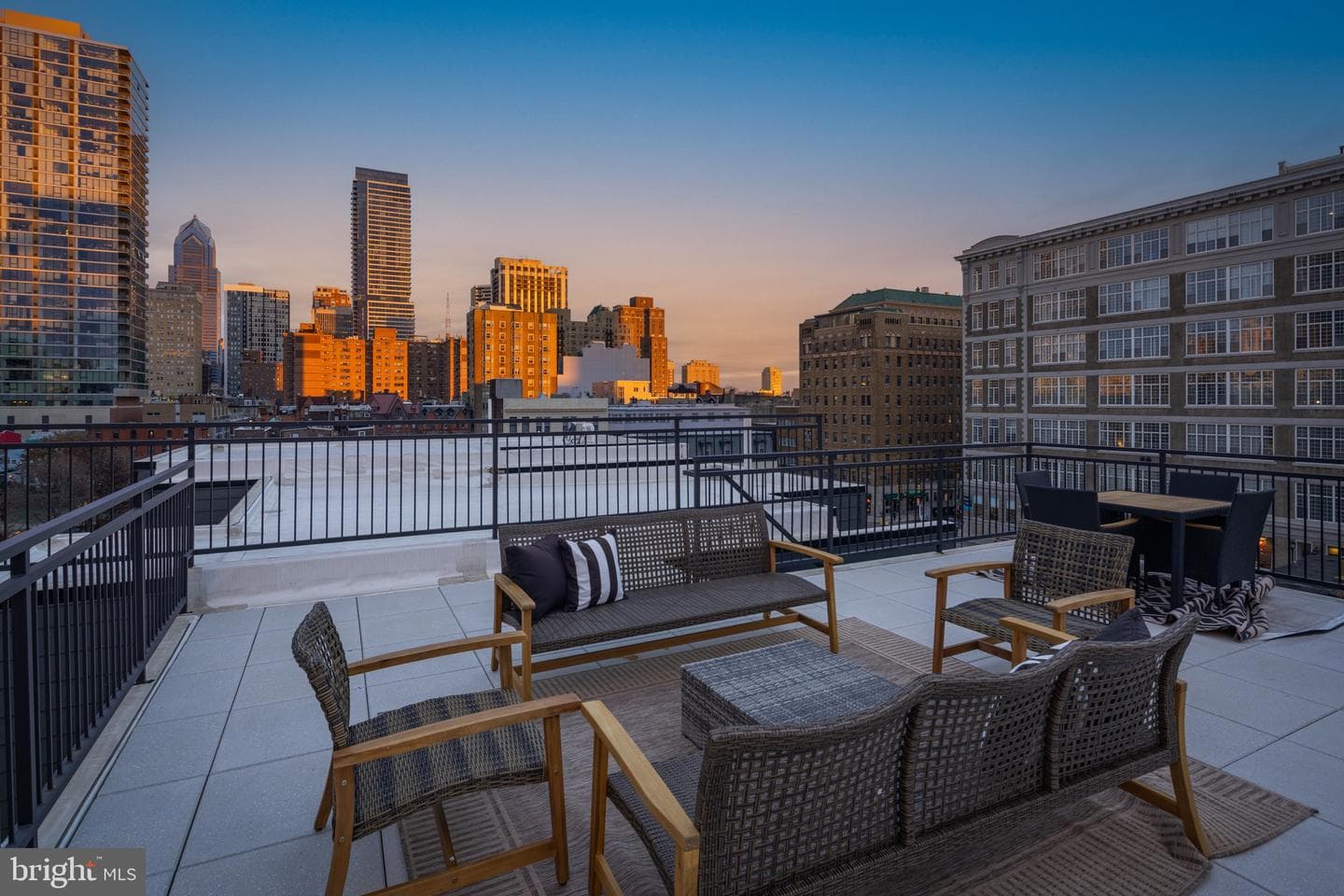 2324 Sansom Street photo 68