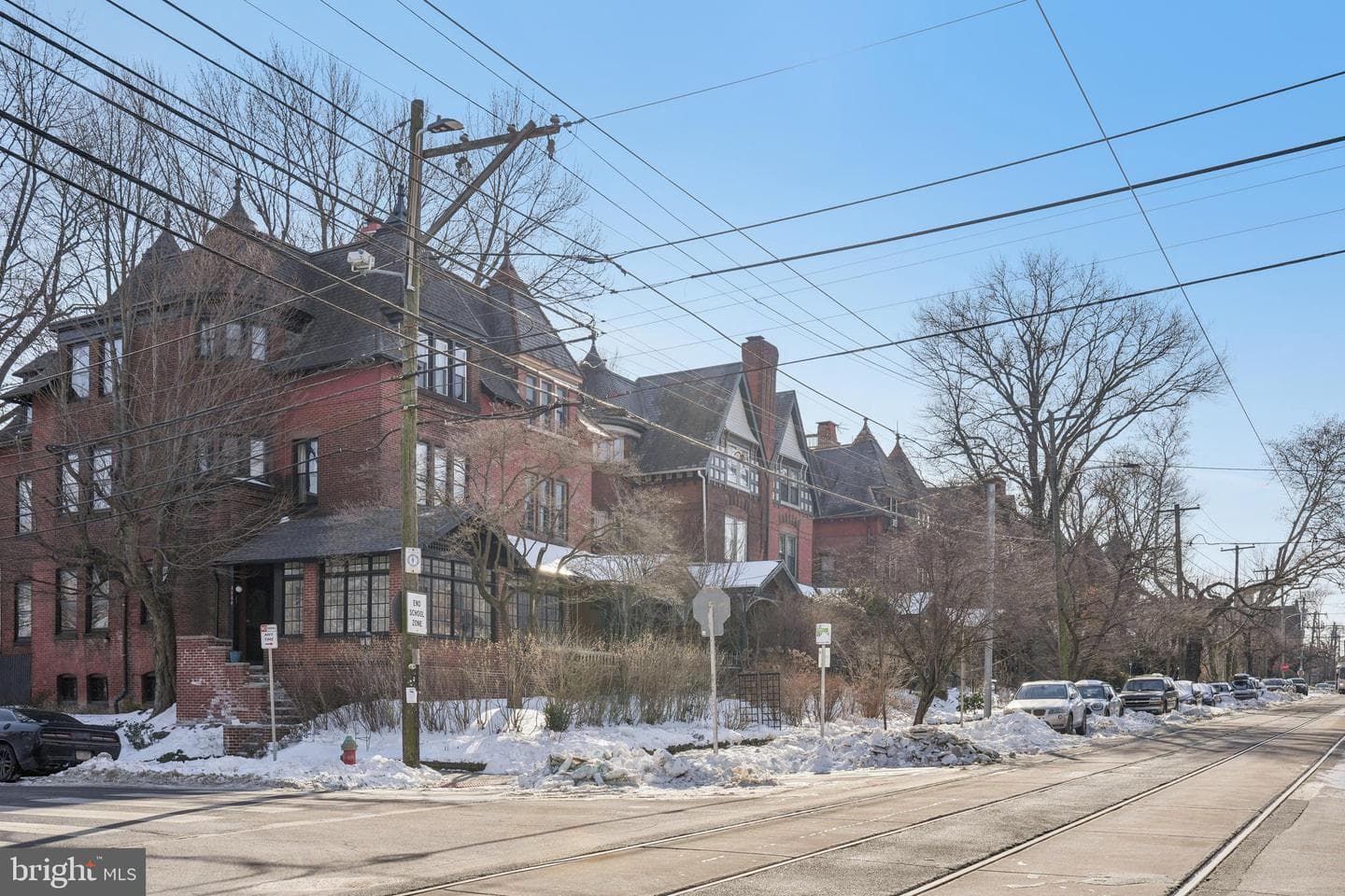 4500 Chester Avenue photo 3