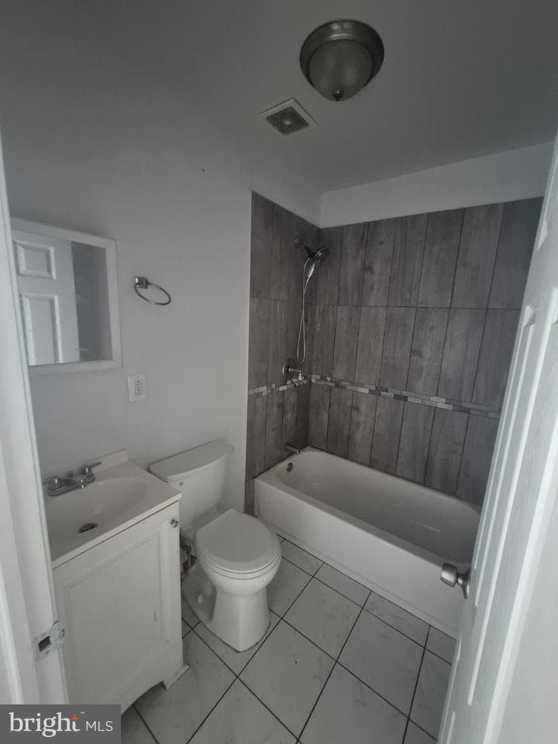 870 N 47th Street photo 18
