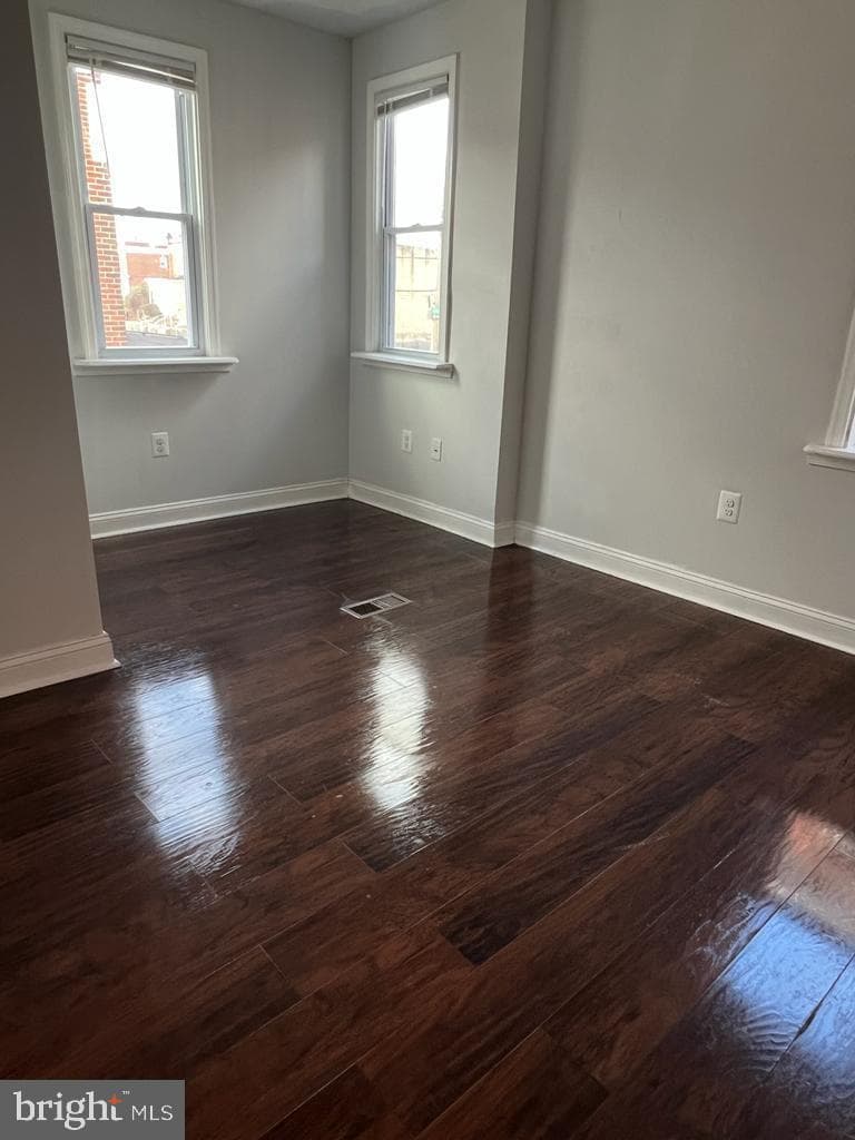 5603 Florence Avenue photo 5