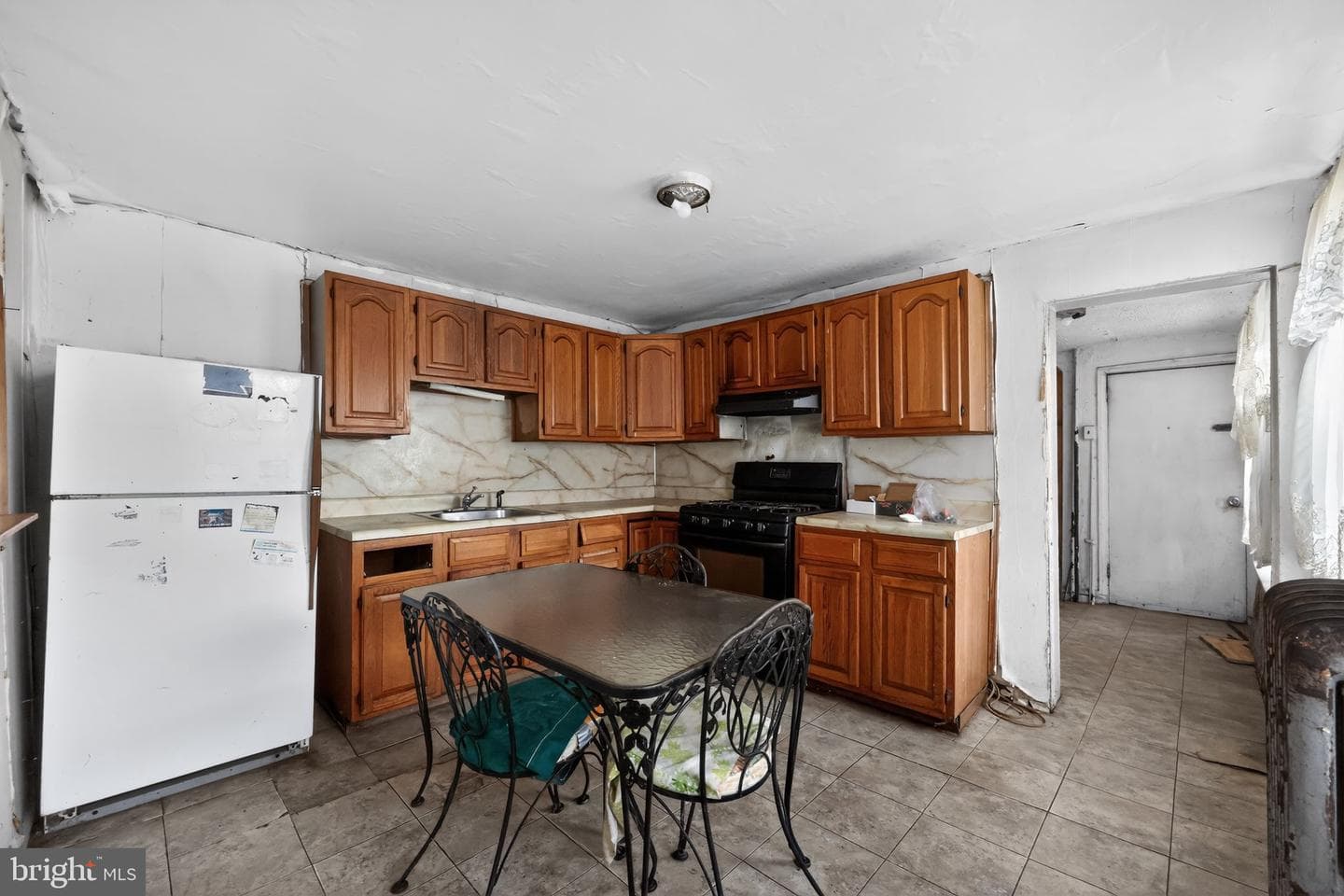 1437 N 8th Street photo 9
