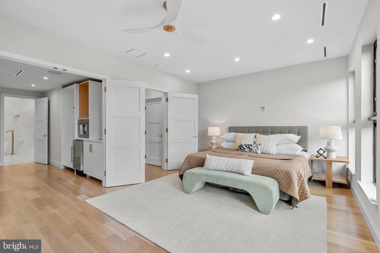1100 Webster Street #4 photo 22