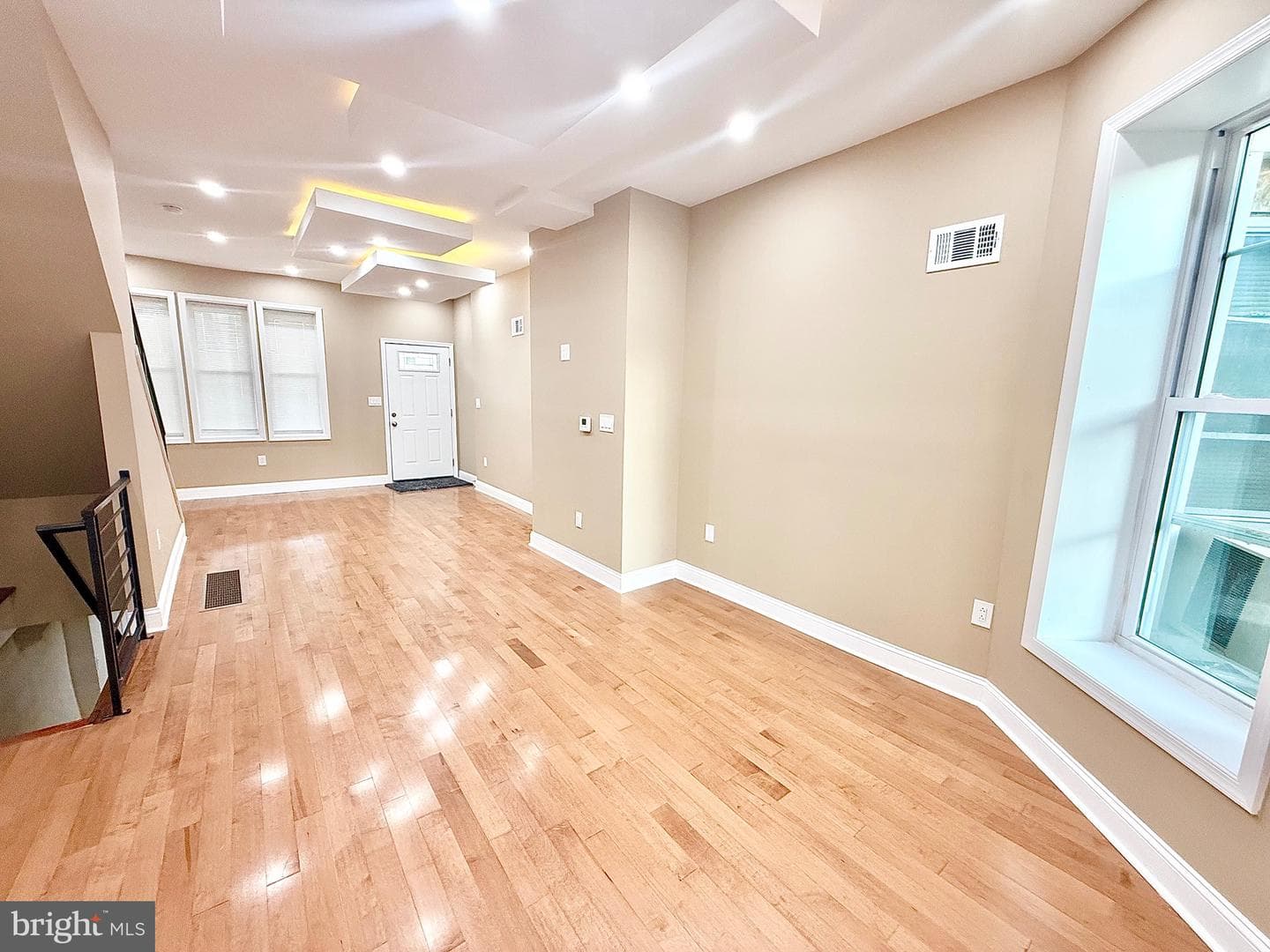 4538 N Camac Street photo 6